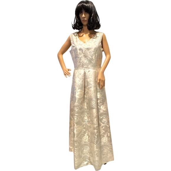 NWT Ellen Tracy Silver Jacquard Maxi Gown Dress Size 8 Formal Evening Prom 8 - Picture 16 of 17
